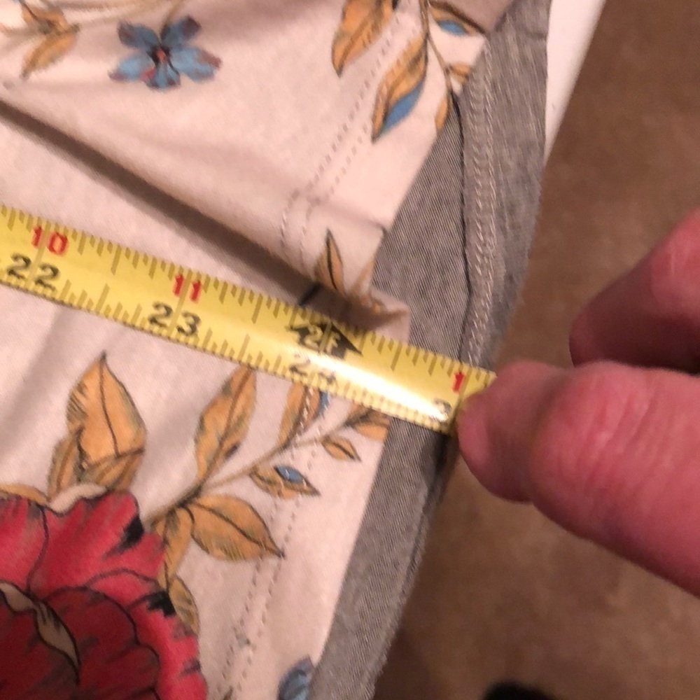 One World multi colored/patterned tunic with yoke, med - Picture 11 of 12